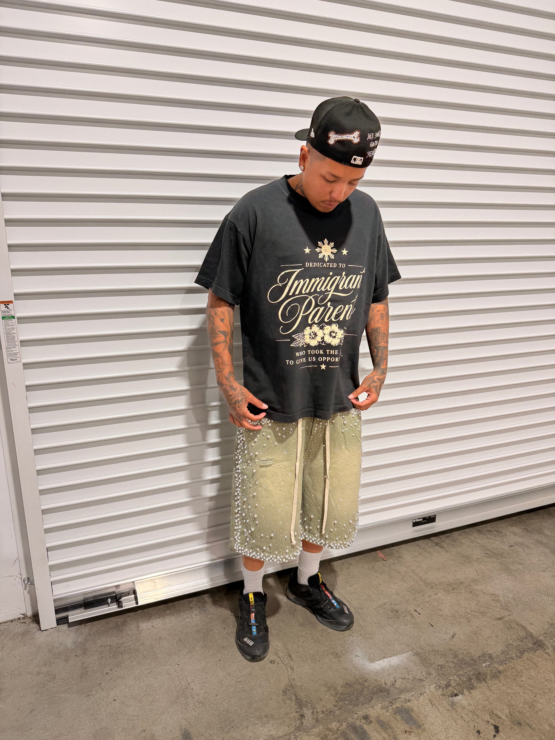 IMMIGRANT PARENTS TEE WASHED BLACK