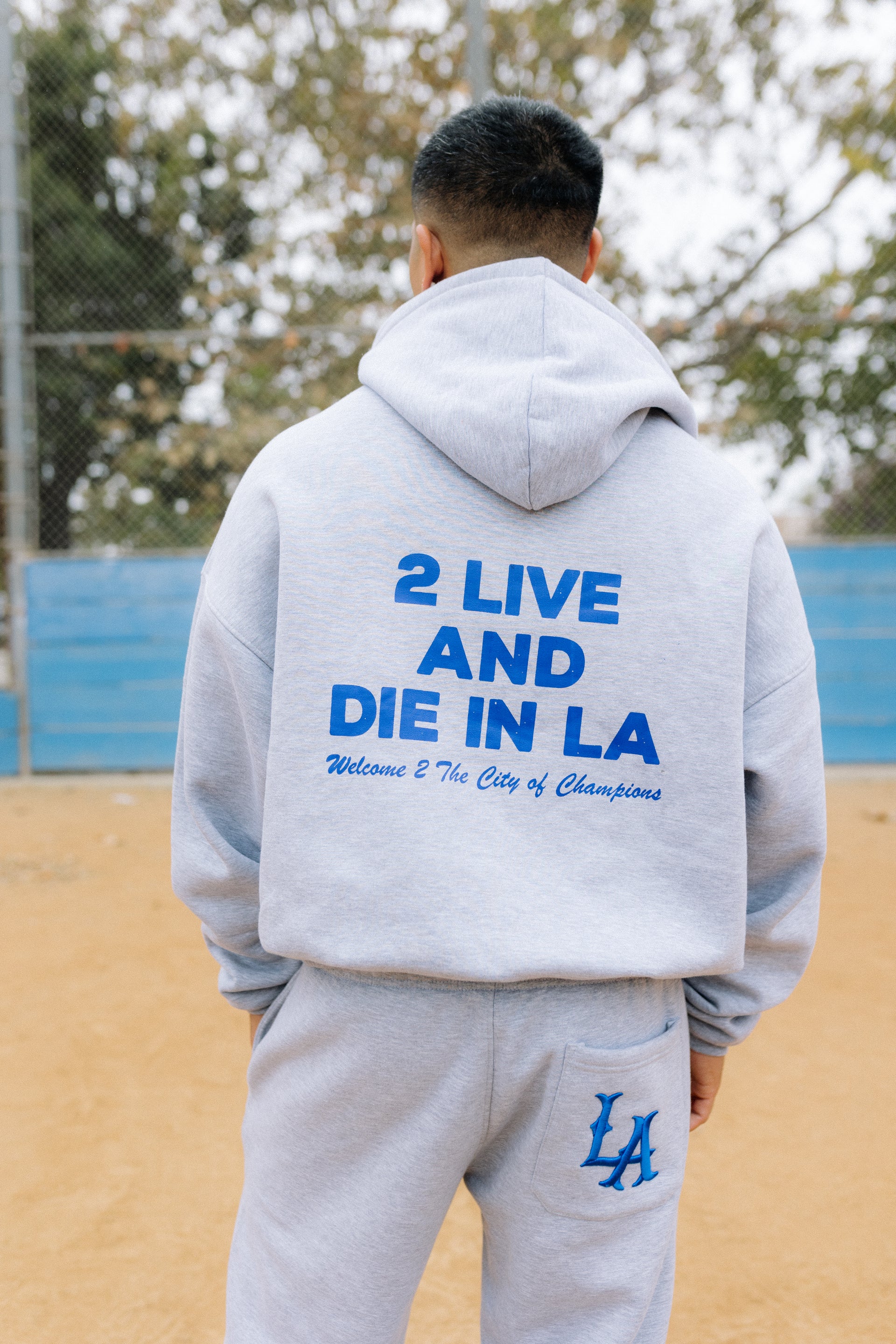 (GREY) 2 LIVE & DIE IN LA CUT & SEW ZIP-UP HOODIE