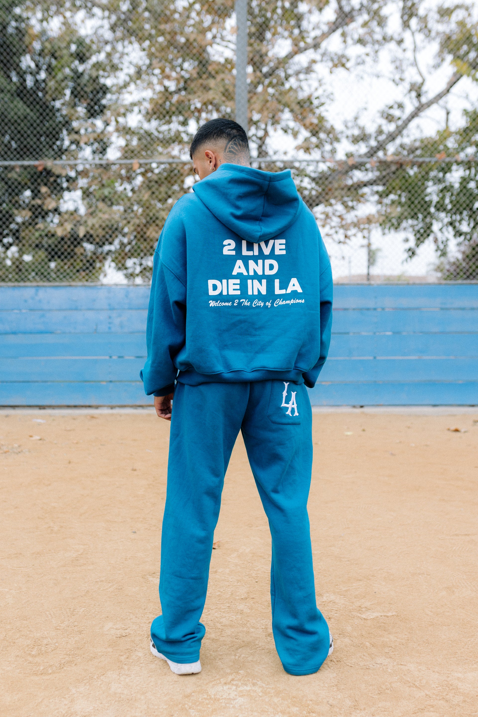 (BLUE) LA SWEATSUIT