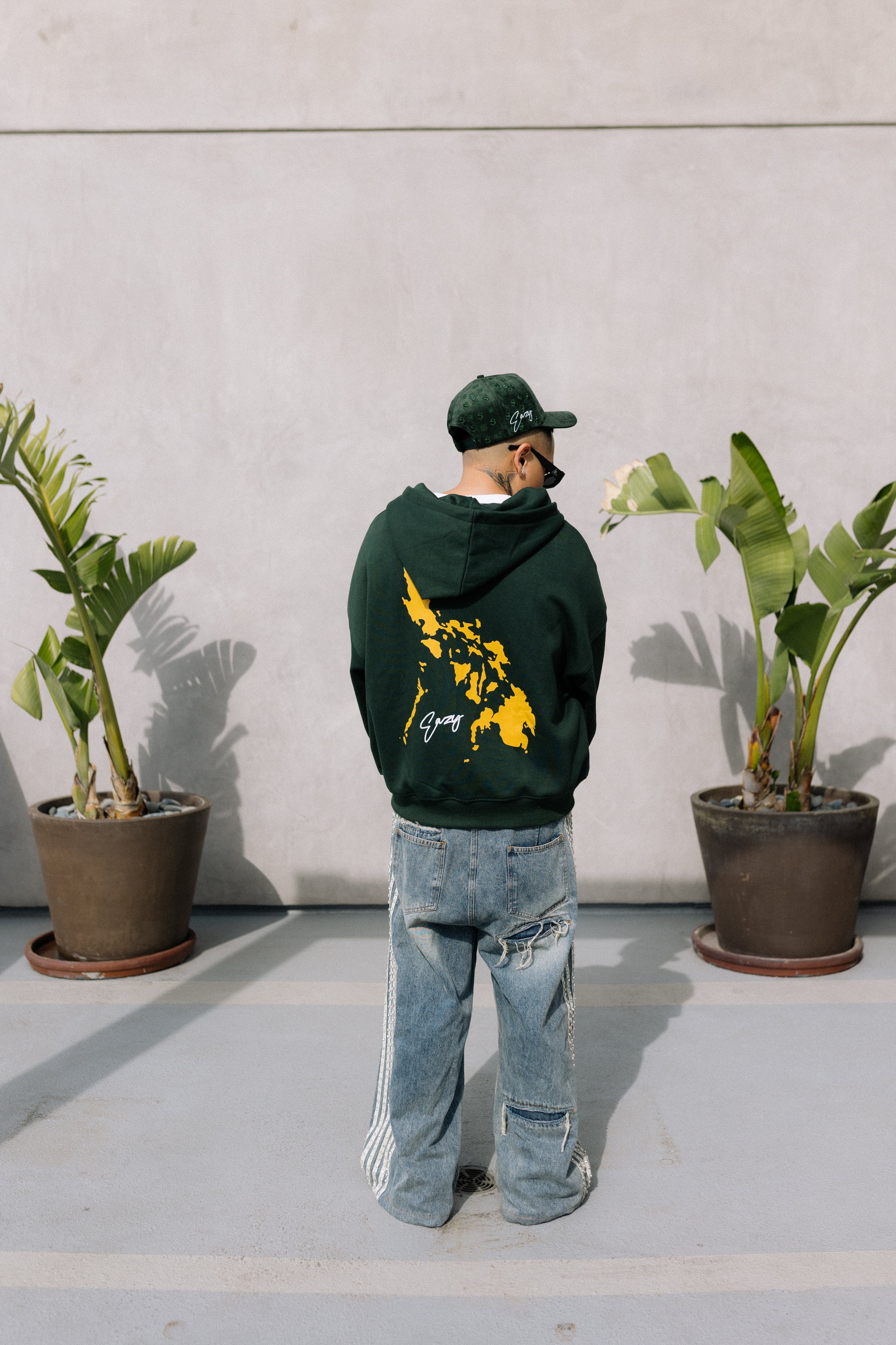 (GREEN) FILIPINO SUN GEMSTONE DISTRESSED EMBROIDERY HOODIE