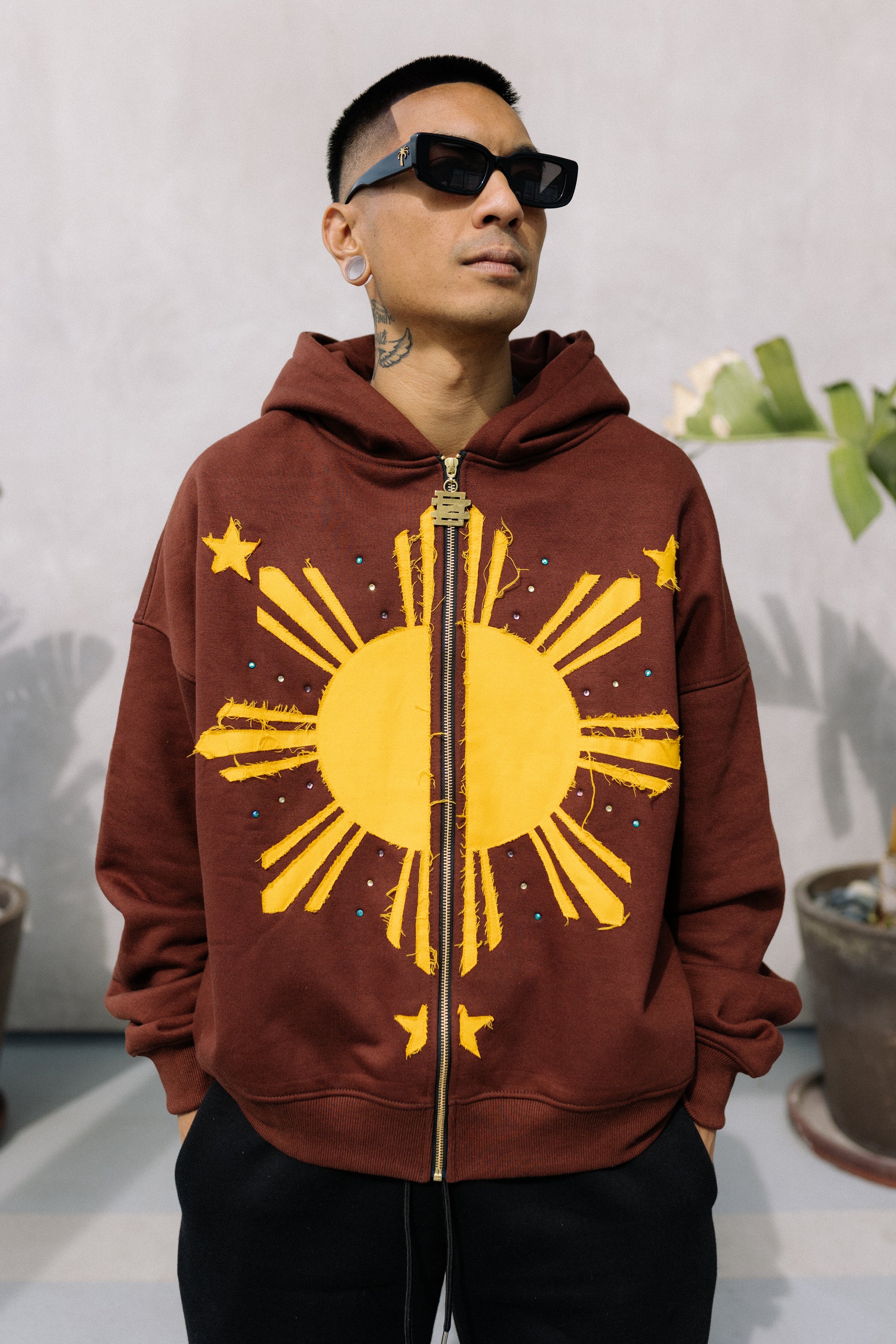 (BROWN) FILIPINO SUN GEMSTONE DISTRESSED EMBROIDERY HOODIE