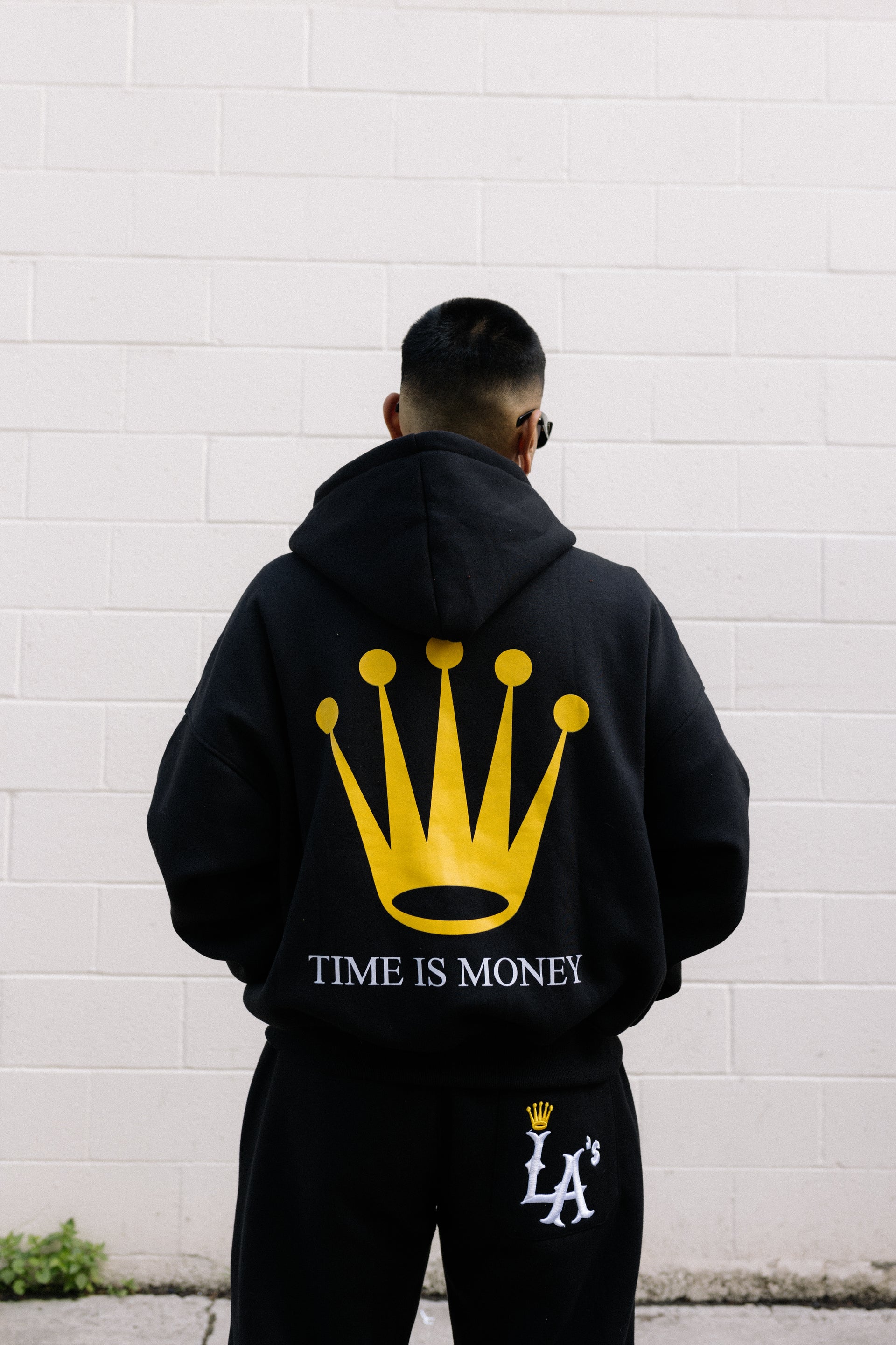 (BLACK) LA TIME IS MONEY CUT & SEW ZIP-UP HOODIE