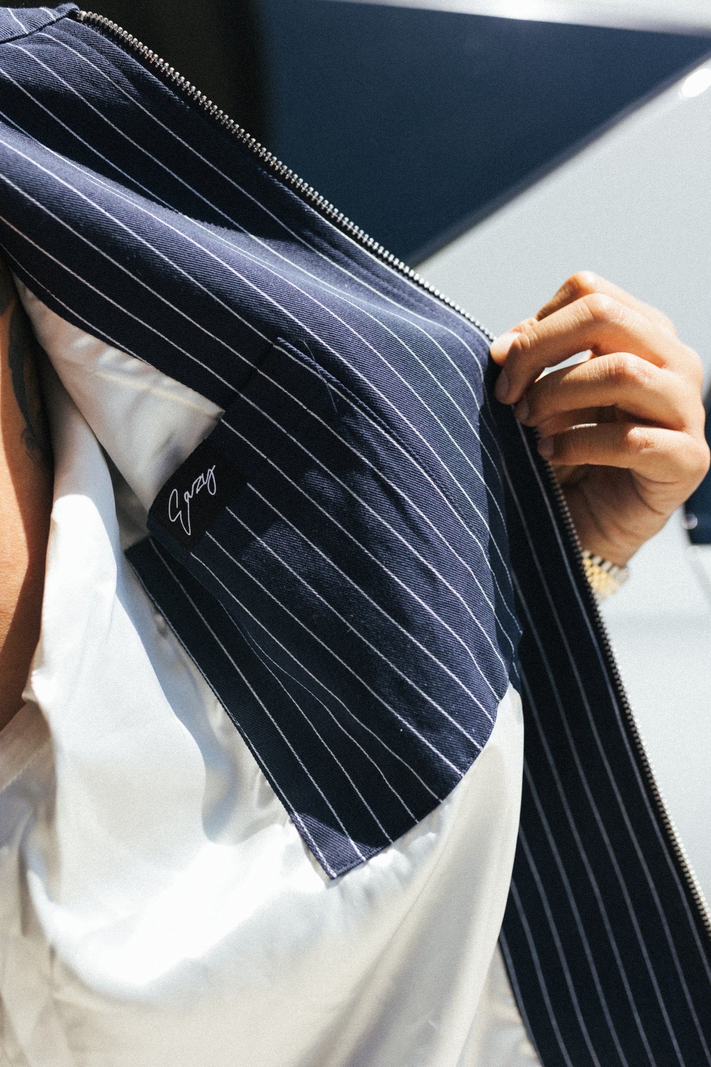 (NAVY/WHITE) PINSTRIPE PLAY 2 WIN CUT & SEW