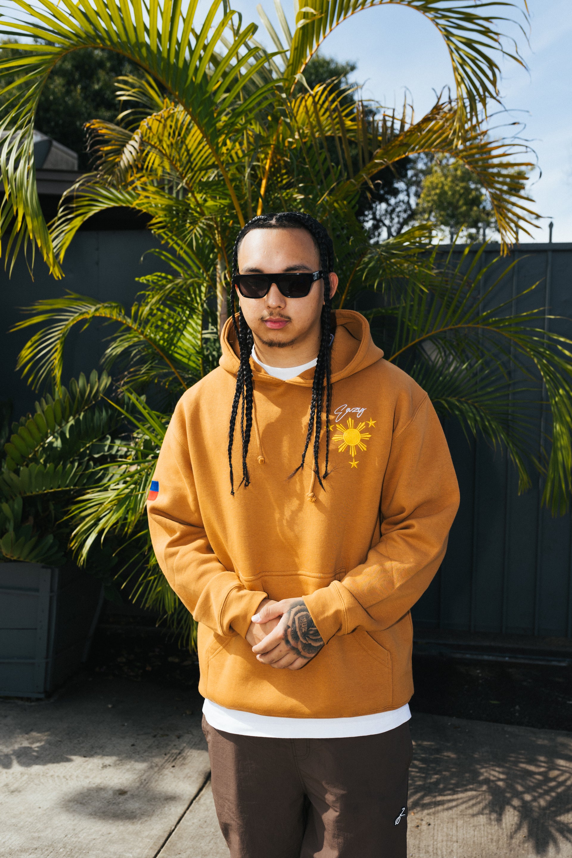 (MEERKAT) FILIPINO SUN & STARS HOODIE