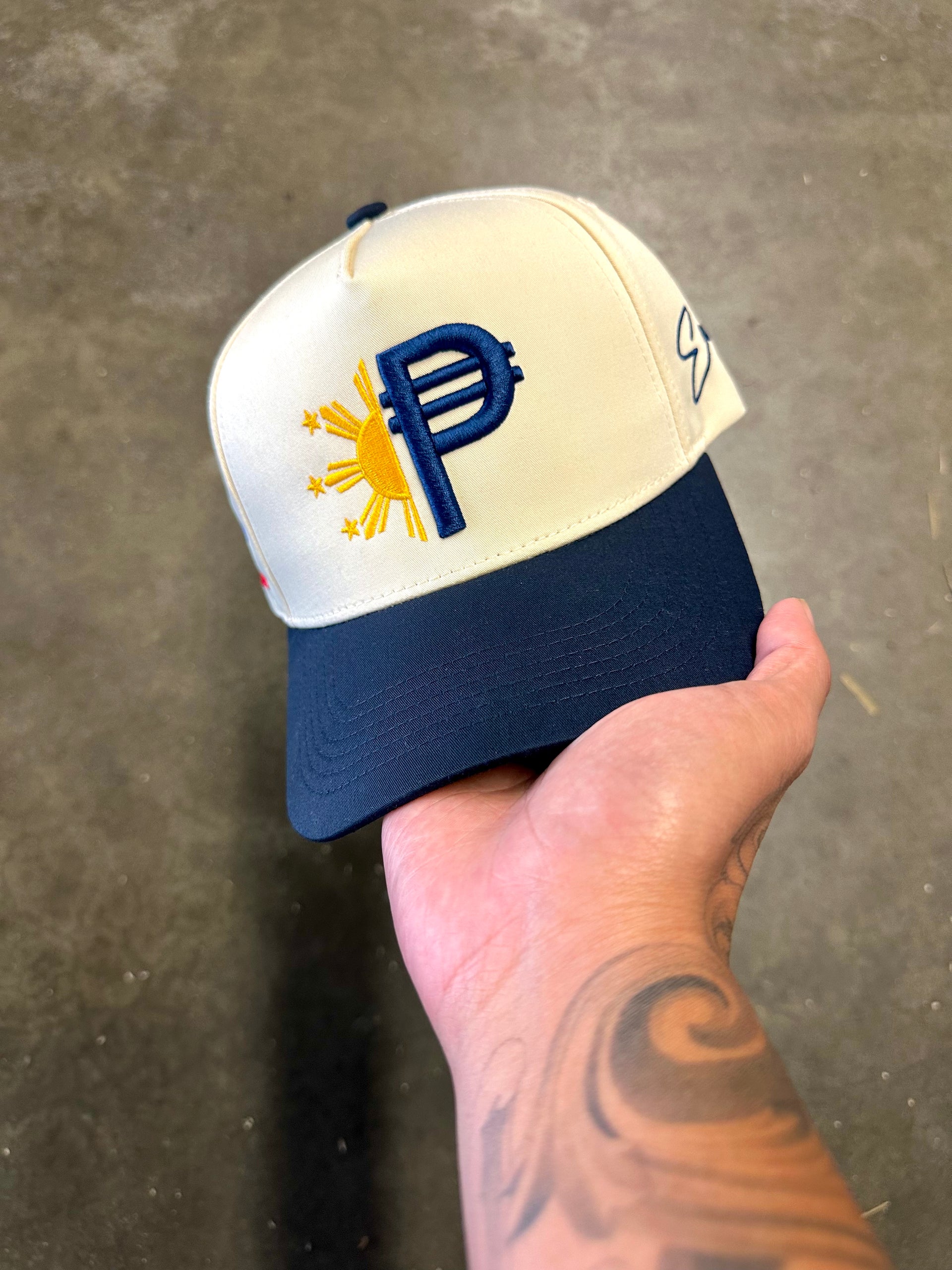 (CREAM/NAVY) FILIPINO PESO SNAP