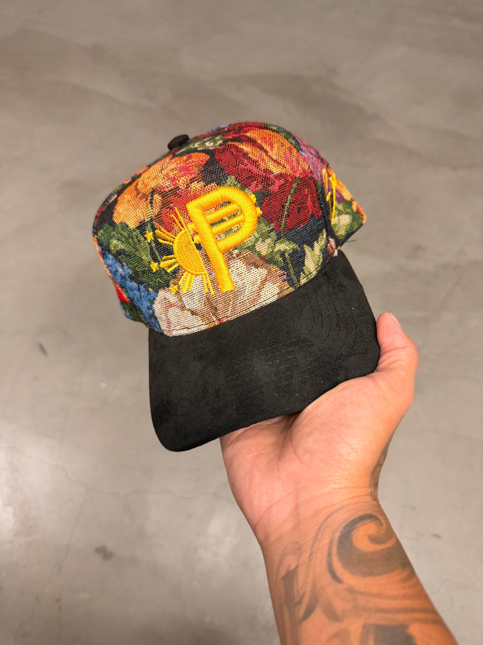 LOLA FLOWER FILIPINO PESO SNAP GOLD P