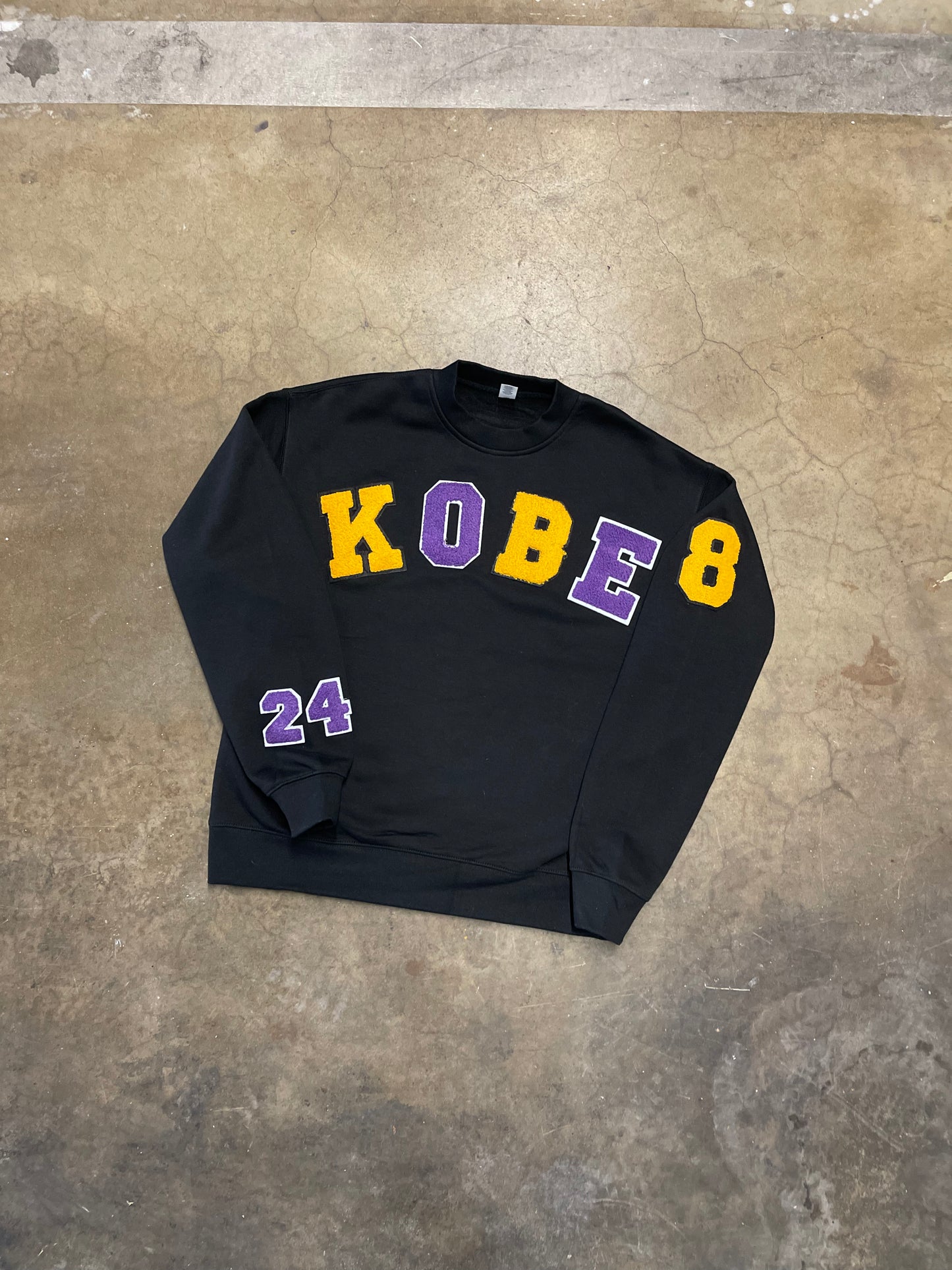 LIMITED EDITION KOBE CHENILLE PATCH CREWNECK