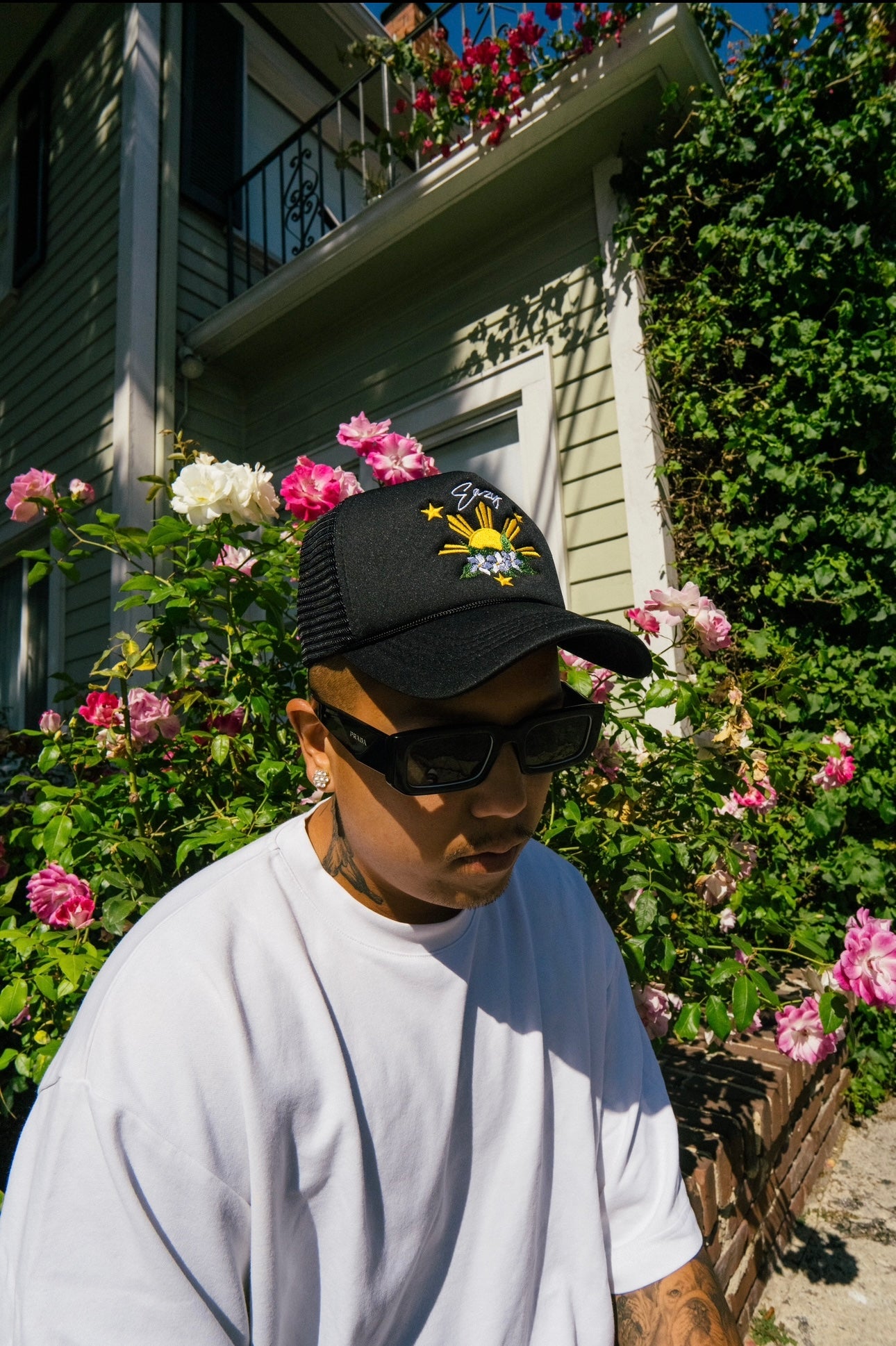 (BLACK) FILIPINO SUN & SAMPAGUITA FLOWER TRUCKER