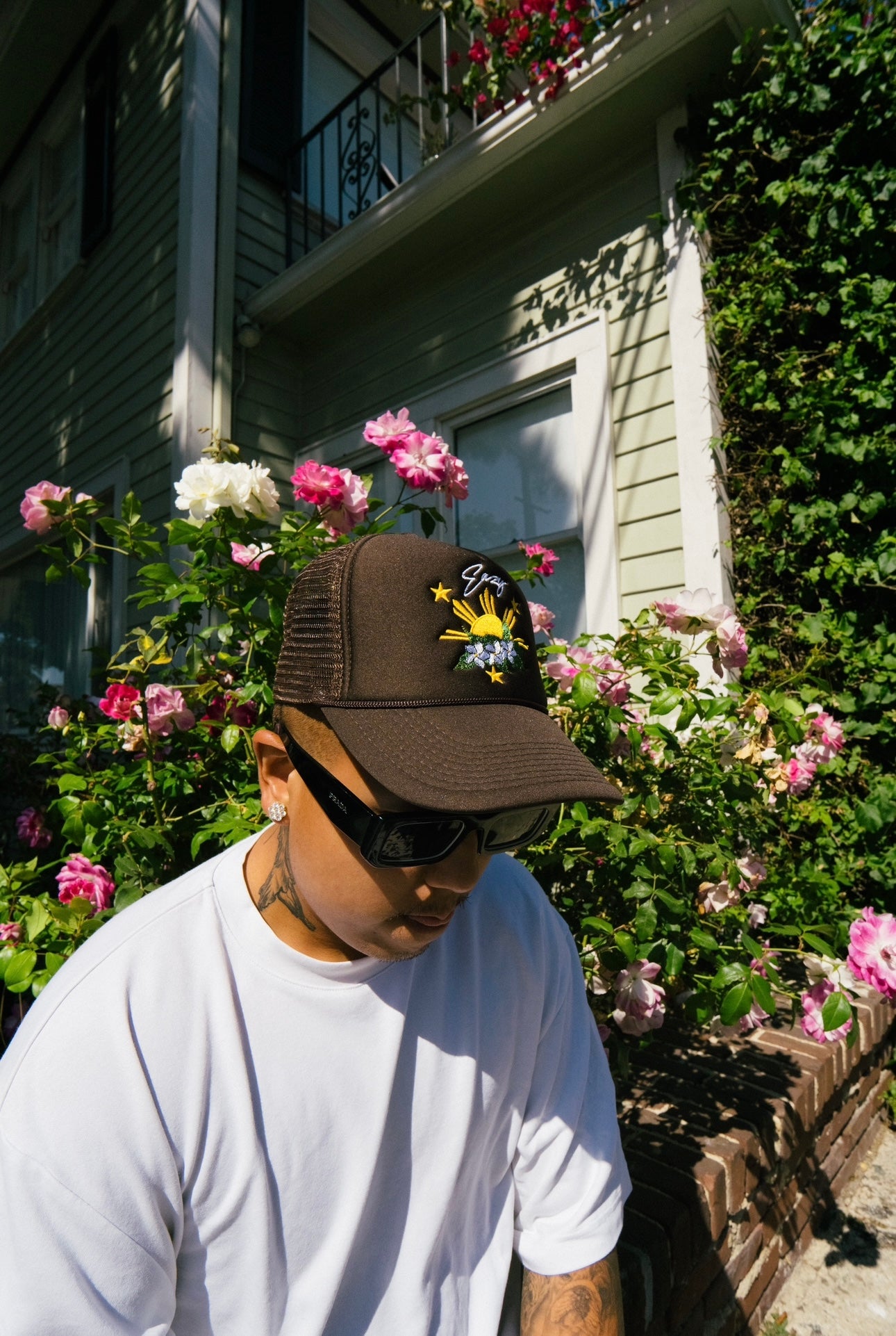 (BROWN) FILIPINO SUN & SAMPAGUITA FLOWER TRUCKER