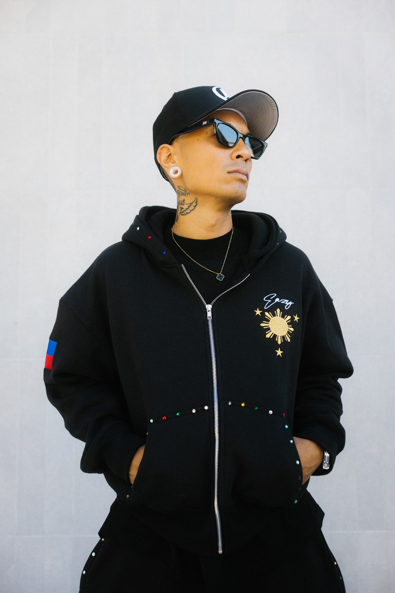 BLACK FILIPINO SUN & STARS HOODIE 2.0